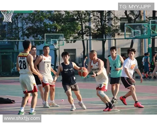 深圳篮球队在速度排行榜中荣登第十名展现出色竞技实力与团队协作能力